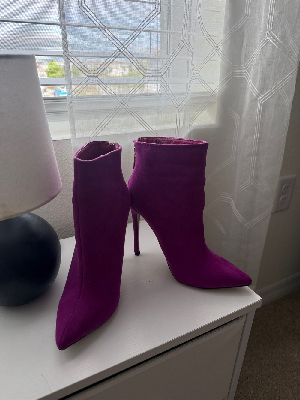 Women's Fuchsia Pointed-Toe Stiletto Ankle Boots